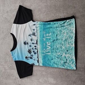 LIVE IT! T-SHIRT Womens Size Large Mao Mao Life is Short Live It